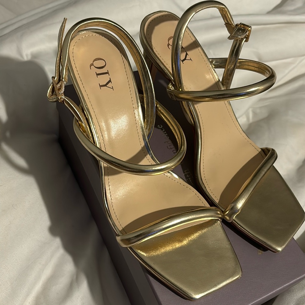 QIY size 8